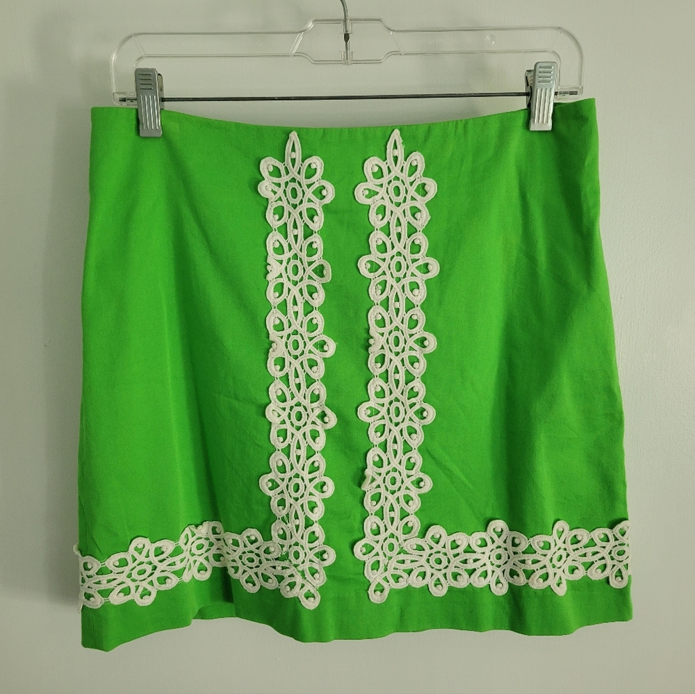 Lilly Pulitzer mini skirt, size 4 in green